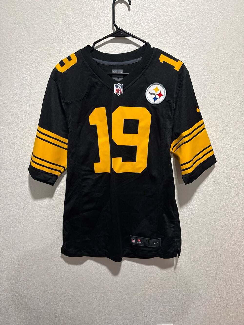 Nike Pittsburgh Steelers JuJu Smith-Schuster #19 NFL Game Jersey Size Small